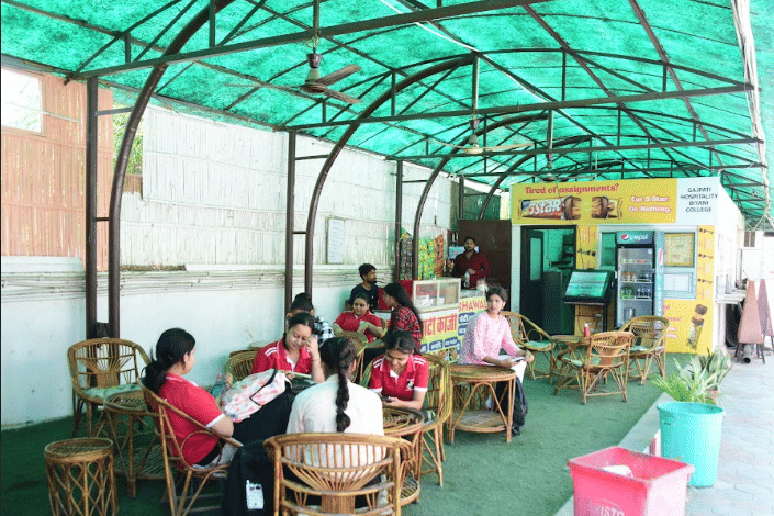 Biyani Girls College Jaipur Canteen photo 5